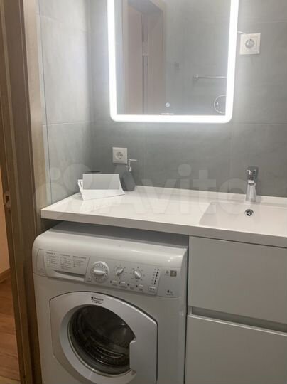 2-к. квартира, 42 м², 2/4 эт.