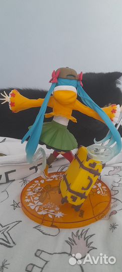 Аниме фигурка хатсуне мику