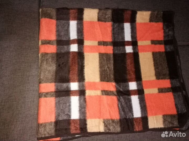 Плед,коврик д/стула,скатерть,н-р д/стола СССР