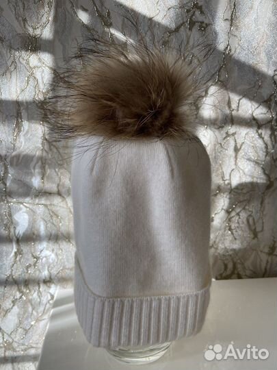 Шапка зимняя на флисе с помпоном
