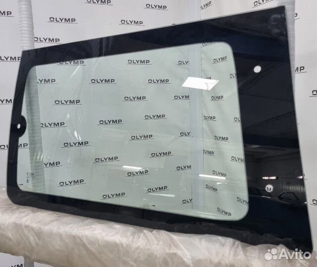 Стекло боковое правое Toyota Town Ace Noah SR50G