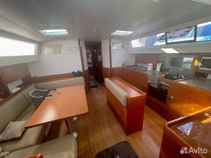 Парусная яхта Beneteau sense 50