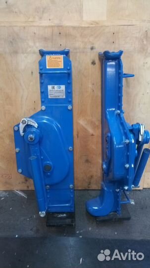 Домкрат реечный