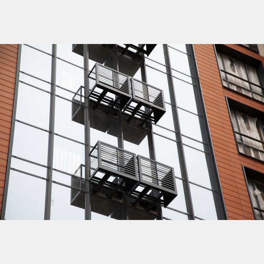 3-к. квартира, 119 м², 3/18 эт.