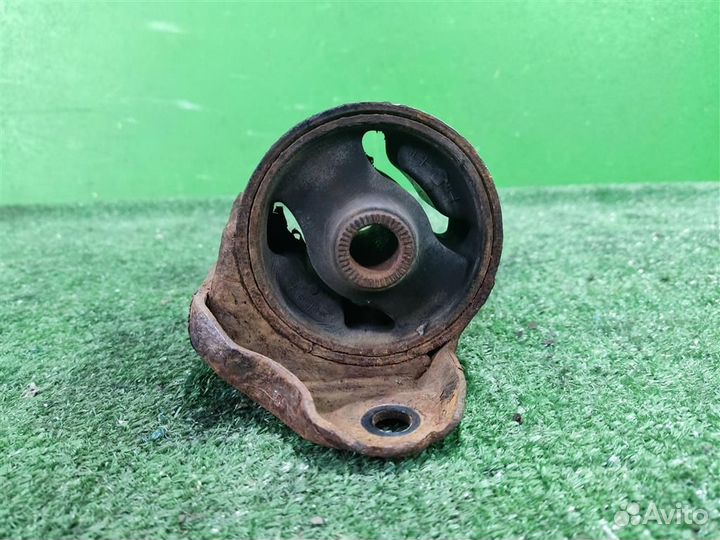 Опора (подушка) двигателя передняя KIA ceed (ED)