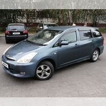 Toyota Wish 1.8 AT, 2005, 270 000 км, с пробегом, цена 730 000 руб.