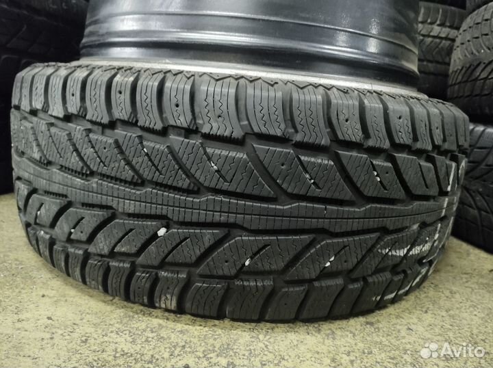 Cooper Avon AV11 225/50 R18 Y
