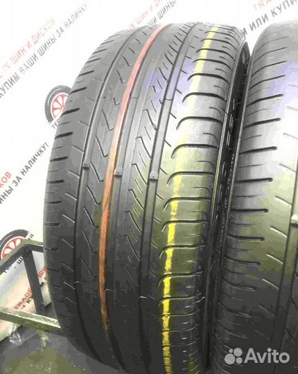 GT Radial Champiro FE1 215/55 R17 94V