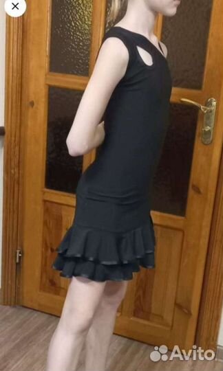 Купальник боди наколенники платье топ шорты