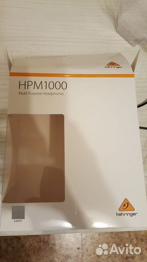 Проводные наушники