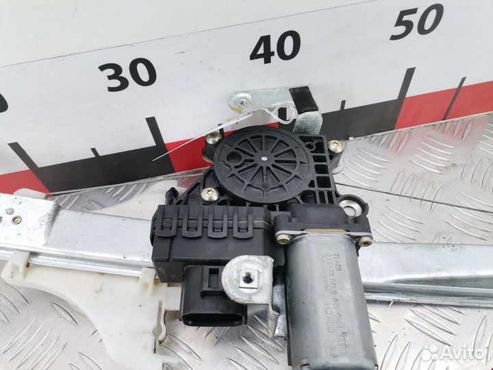 Стеклоподъемник электрический задний правый Ford 3