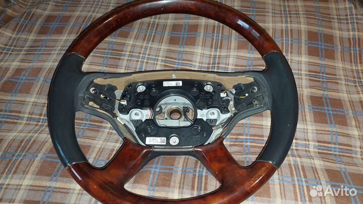 Продам рулевое колесо mercedes