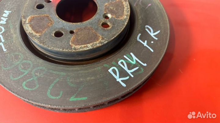 Диск тормозной передний правый Honda Elysion RR4