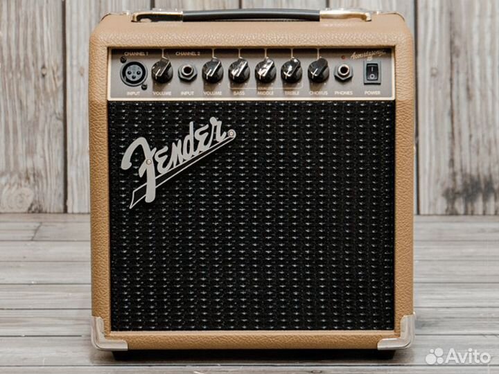 Комбоусилитель для акустической гитары Fender