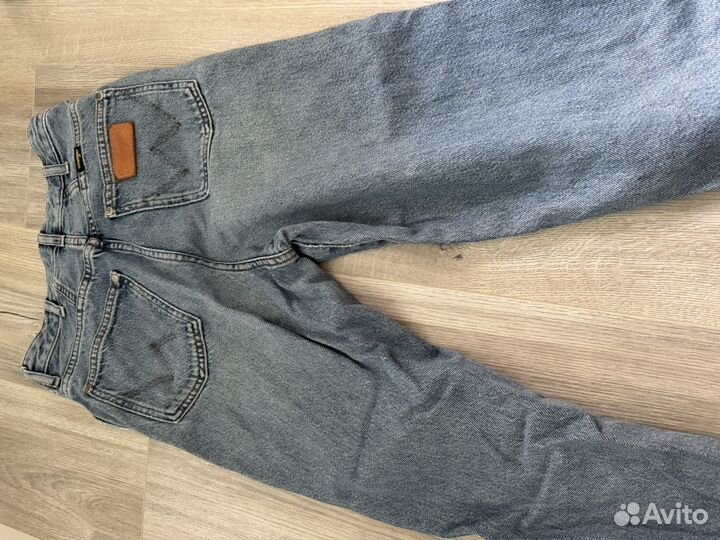 Джинсы прямые wrangler 26