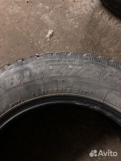 Bridgestone Blizzak Spike-01 195/65 R15 91