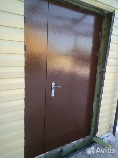 Дверь входная металлическая