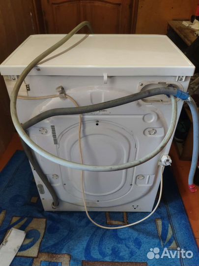 Стиральная машина с вертикальной загрузкой