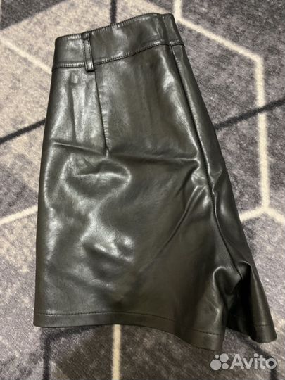 Шорты женские кожаные