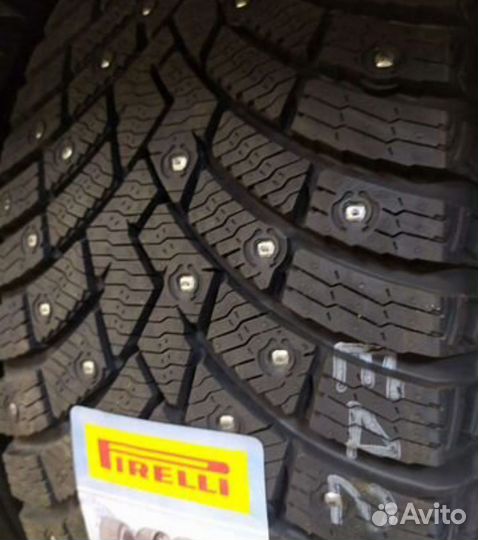 Pirelli Ice Zero 2 215/65 R16