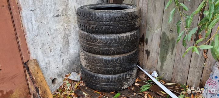 Bridgestone Ice Cruiser 7000 235/65 R17