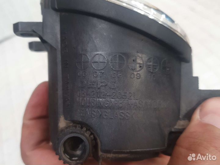 Противотуманная фара toyota camry 2007 aurus