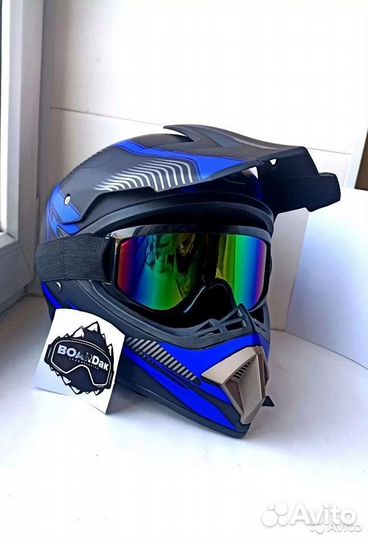 Велошлем, мотошлем новый, в наличии в ассортименте