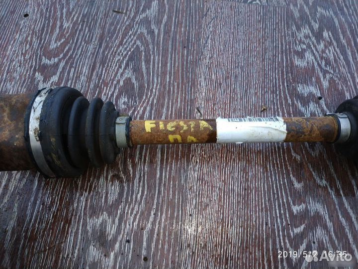 Полуось передняя левая для Ford Fiesta 2008-2017