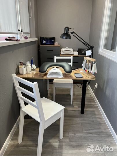 Мастер-универсал ногтевого сервиса