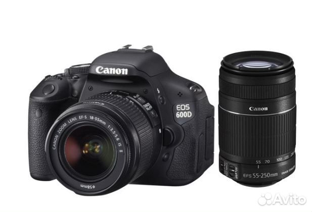 Зеркальный фотоаппарат Canon EOS 600D с 2 объектив