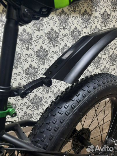 Крылья пластиковые для фэтбайка 20