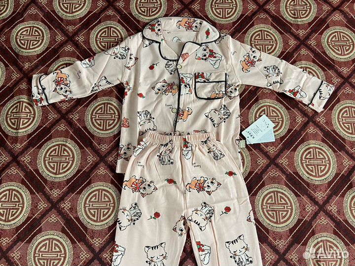 Новая пижама для девочки 104, 110размер