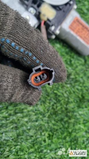 Стеклоподъемник передний правый ssangyong rexton