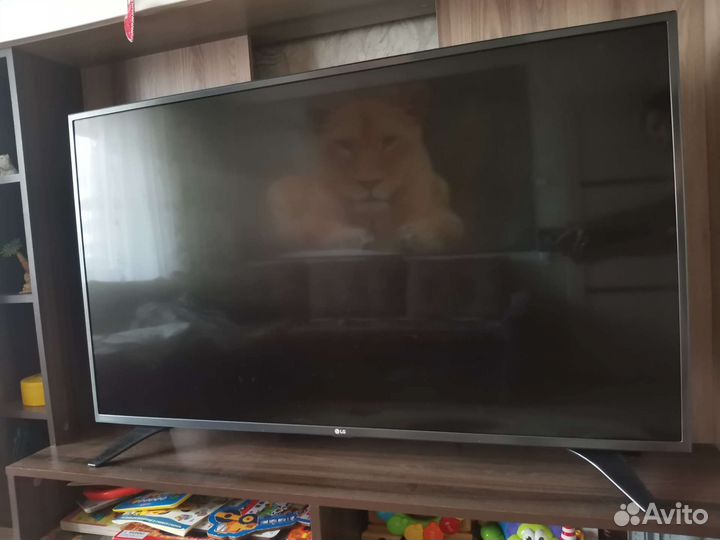 Телевизор smart tv 49 LG