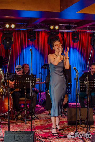 Вокалистка Певица jazz эстрада