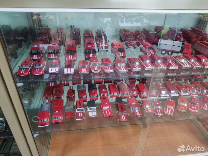 Коллекция моделей пожарных машин 1/43
