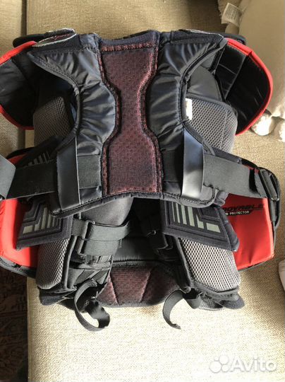 Вратарский нагрудник CCM Extreme flex e2.9 int