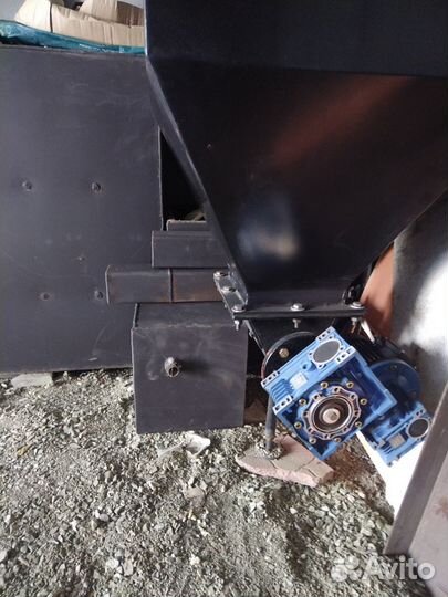 Автоматический твёрдо топливный котёл