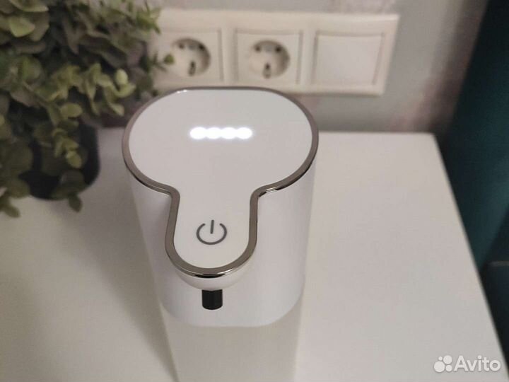 Новый автоматический сенсорный дозатор