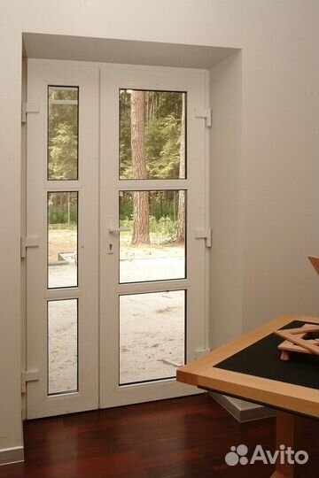 Дверь пластиковая