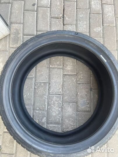 Bridgestone Blizzak LM005 DriveGuard 255/35 R21 98W