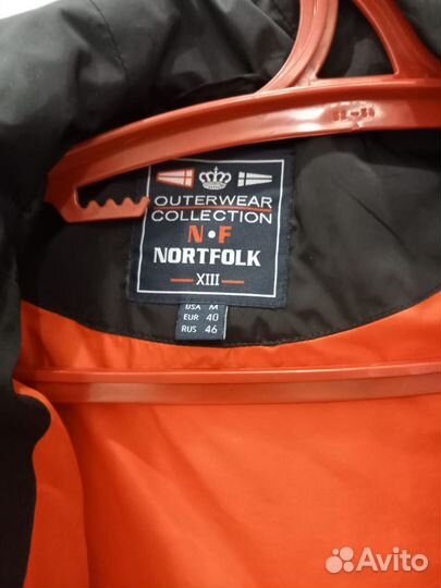 Пуховик женский