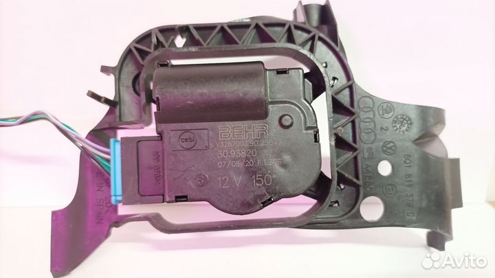 Кронштейн воздушной заслонки 6q1 819 379 c