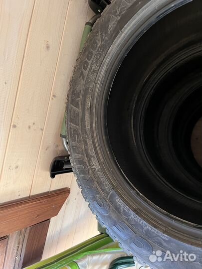 Bridgestone Ice Cruiser 7000 235/55 R17 103T