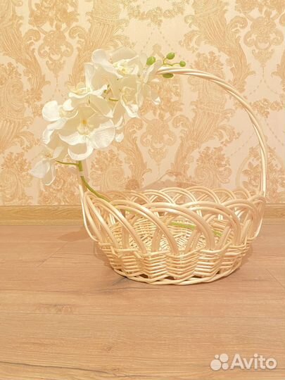 Корзина плетеная