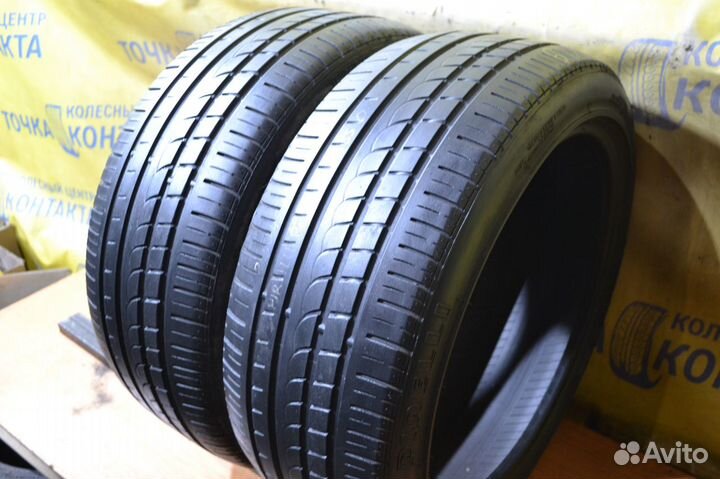 Pirelli P Zero Rosso 235/45 R19