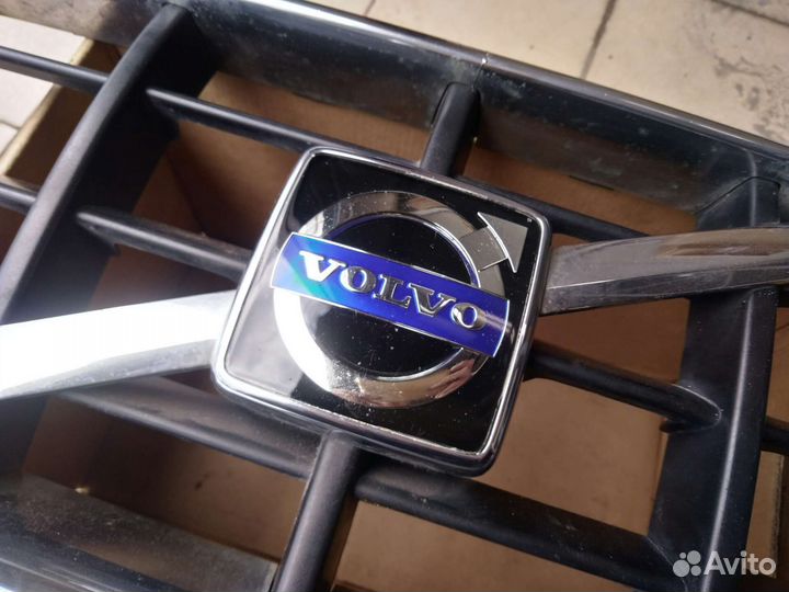 Решетка радиатора volvo xc70