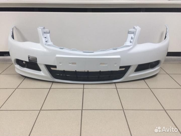 Бампер новый в любой цвет для Nissan almera G15