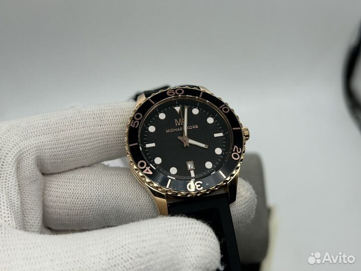 Наручные часы женские Michael Kors MK6852