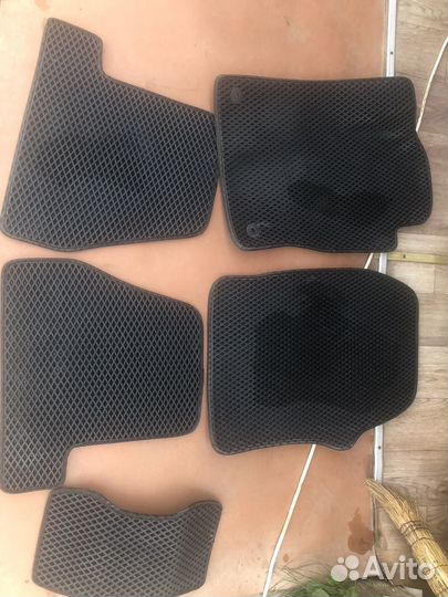 Автомобильные коврики eva